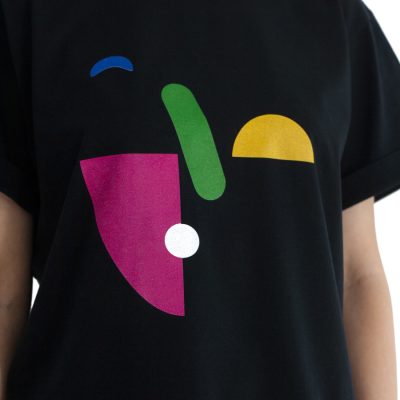 Tricou negru Rune detaliu print